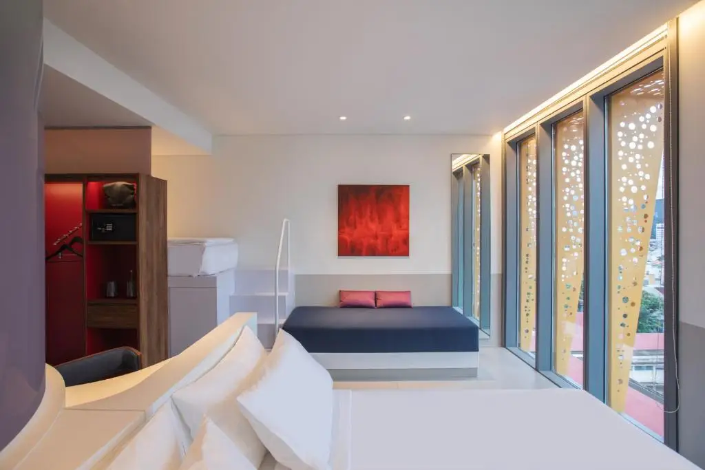 편안한 침대와 샤워시설이 잘 갖추어진 객실