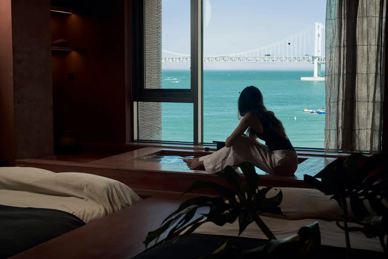 우리가 넘기는 첫 번째 페이지, A Blank Page of After Chapter.