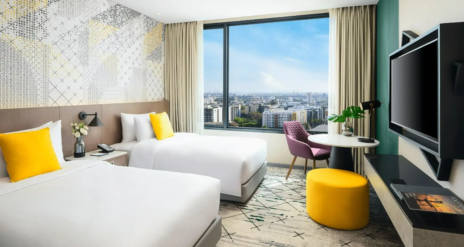 넓직한 객실에서 누리는 휴식