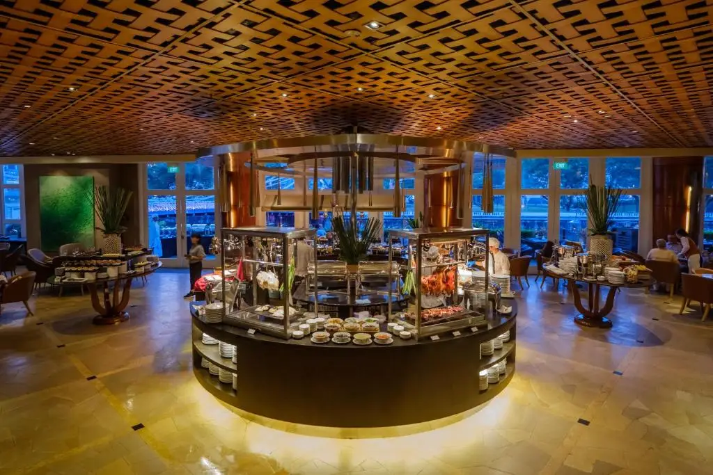 음식부터 투어까지 고객 친화적 서비스