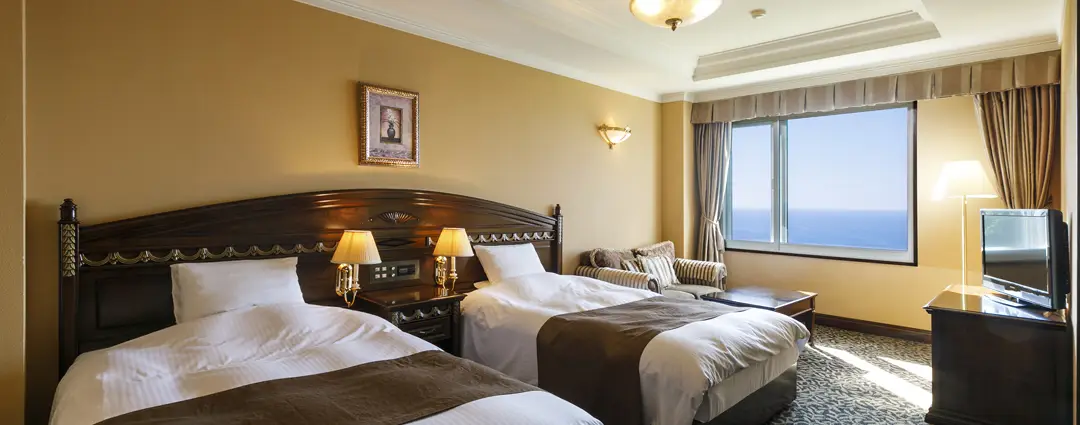 창문 개패식 노천탕이 포함된 객실