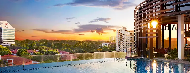 한 폭의 그림 같은 인피니티 풀