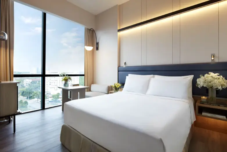 여유로운 크기와 객실