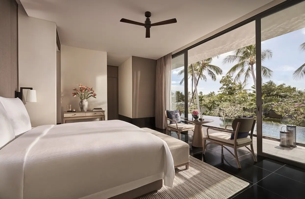 전통과 현대가 어우러진 감각적인 객실