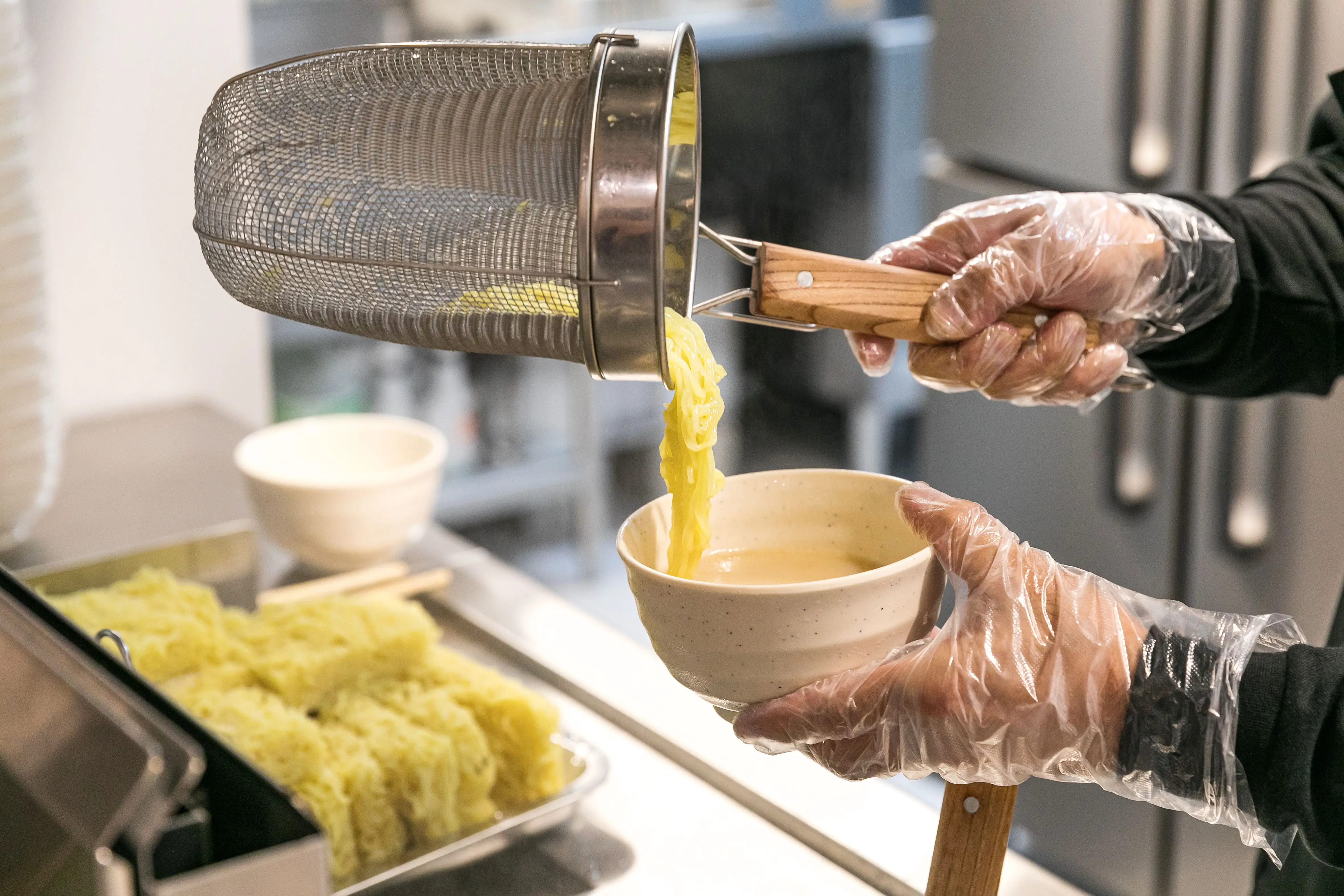 야식 라멘 무료 제공 : 20시 30분~21시 30분