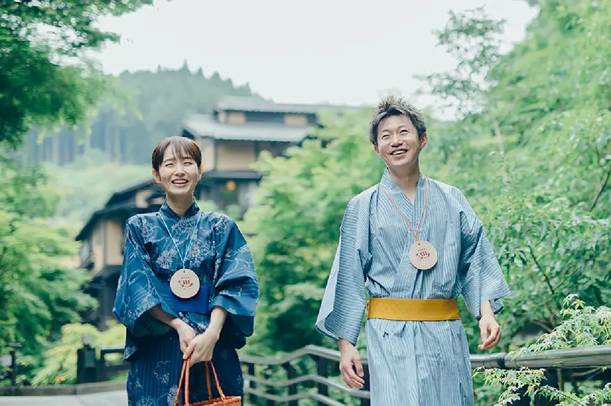 [온천욕 가능+전좌석 충전+무료 Wi-Fi] 유후인 쿠로카와 온천 힐링 후쿠오카 버스투어 와쿠와쿠 2호선