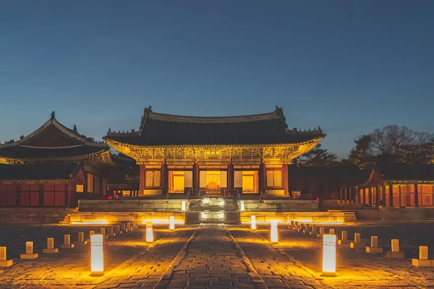 서울 밤에 즐기는 궁전, 사찰, 시장 미식가 가이드 투어